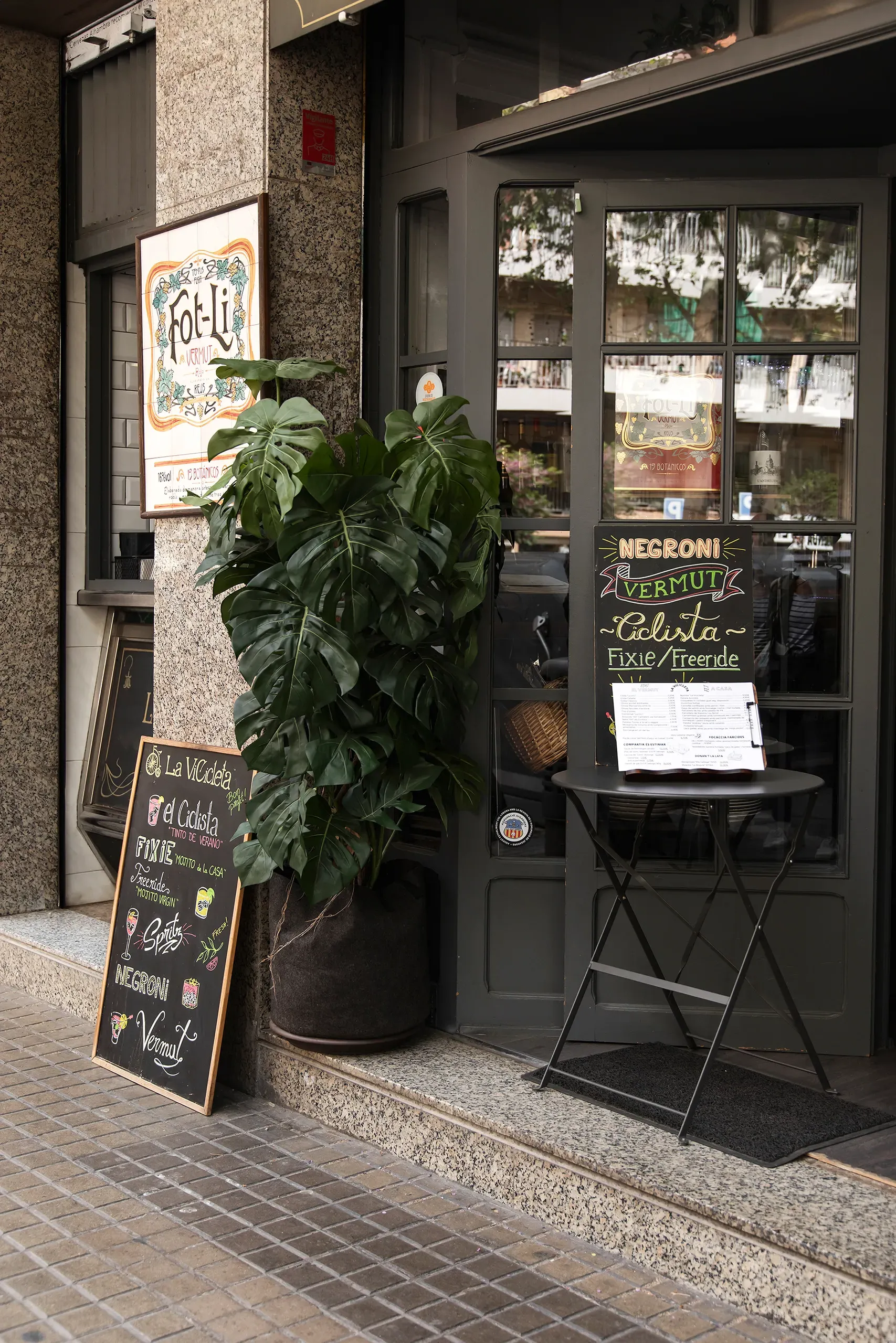 fotografia-corporativa-barcelona-vermuteria-Vicicleta-05