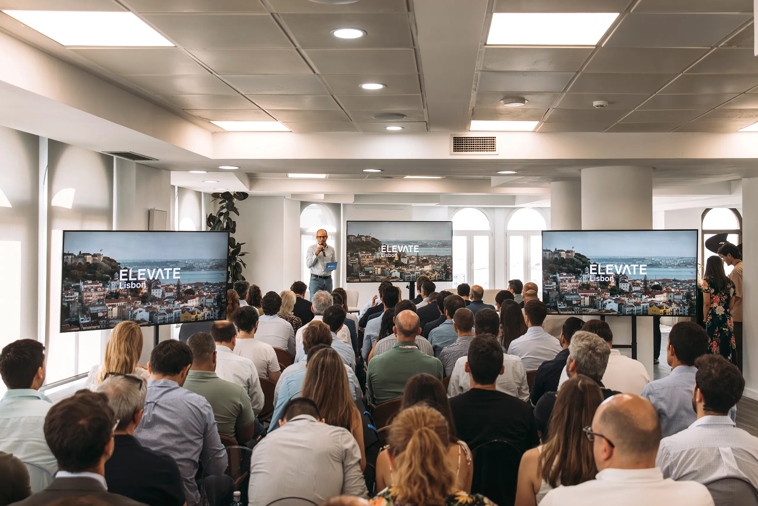 fotografia-evento-corporativo-madrid-loop21-checkout-elevate